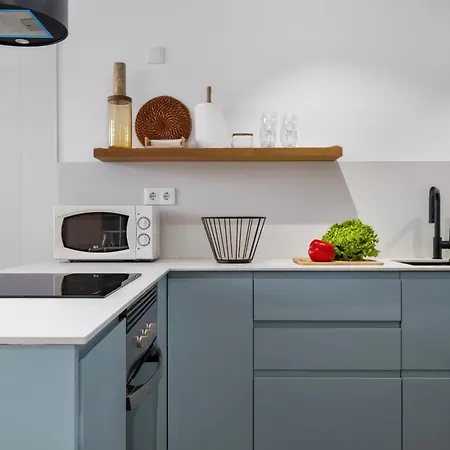 Casa Rosas - By Wehost *