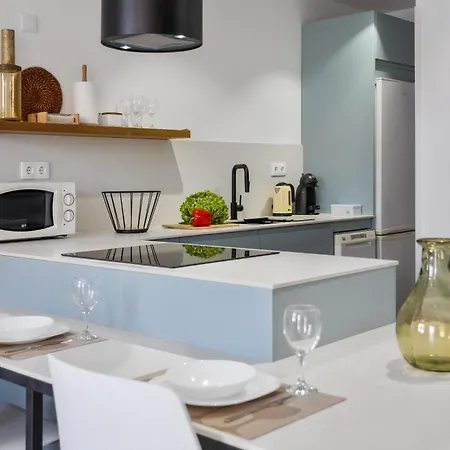 Casa Rosas - By Wehost