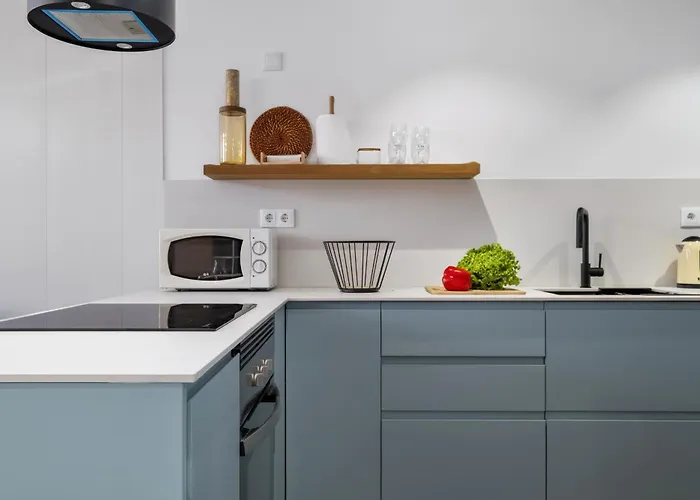 Casa Rosas - By Wehost *